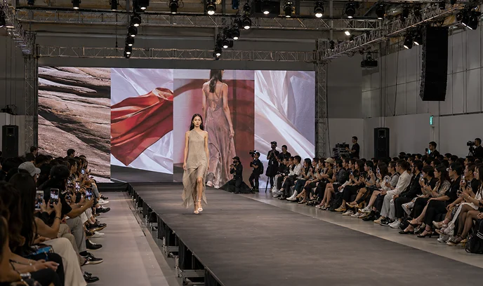 Fashion Shows & Brand Roadshow Events Mobile